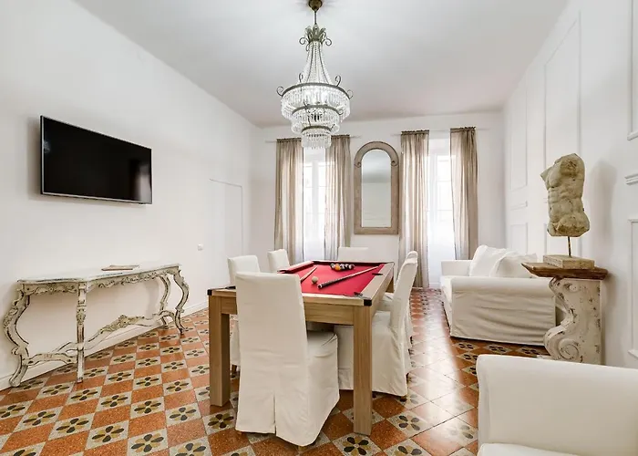 Appartement Spanish Square - Romedreamhome