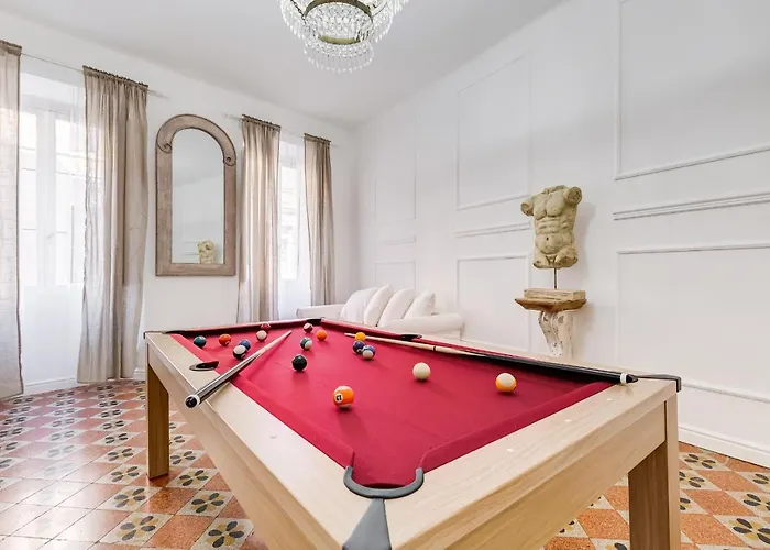 Appartement Spanish Square - Romedreamhome